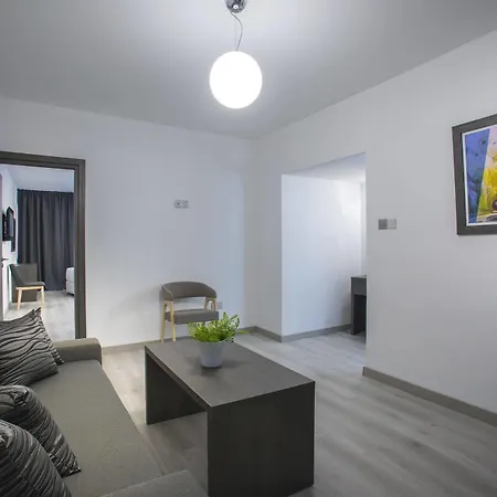 Hotel Petrou Bros Larnaca