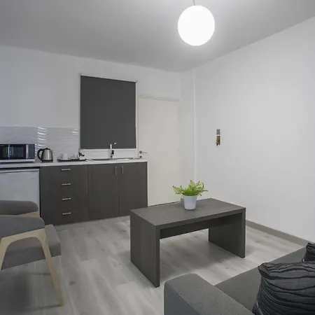 Szálloda Petrou Bros Lárnaka