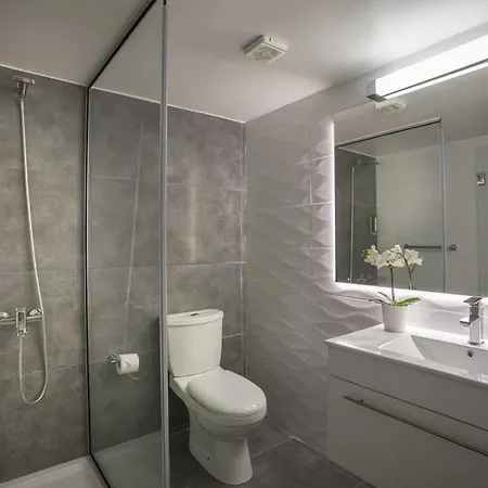 Szálloda Petrou Bros *