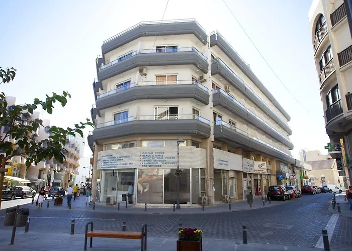 Petrou Bros ホテル *