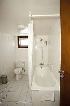 Отель Petrou Bros *