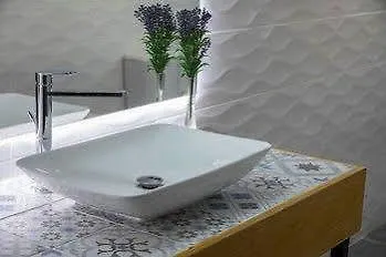 Petrou Bros * Ларнака