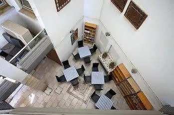 Petrou Bros * Ларнака